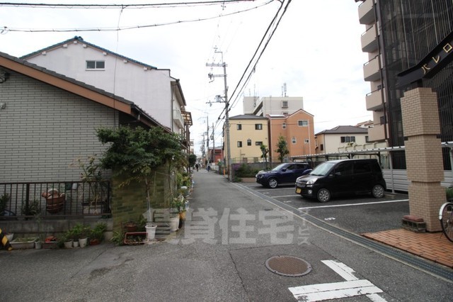 コンビニ　ファミリーマート　庄内幸町（コンビニ）まで390m