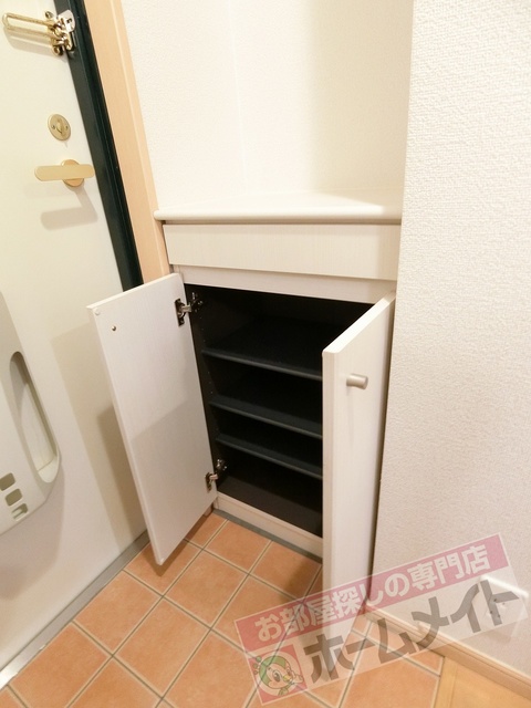 その他設備　シューズボックス
