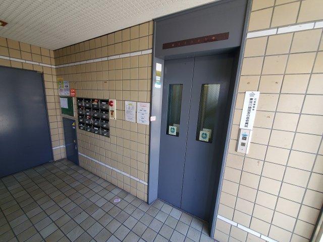その他共有部分　エレベーター付きの物件です。
