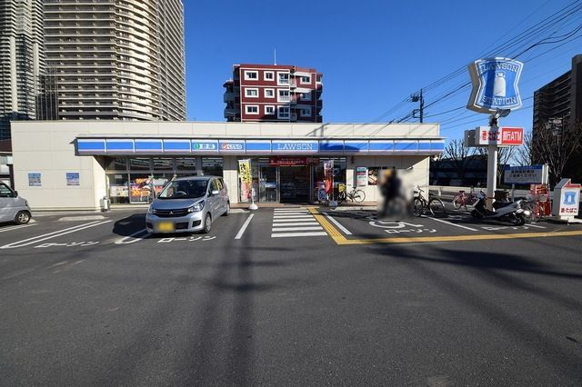 コンビニ　ローソン川口元郷二丁目店（コンビニ）まで651m