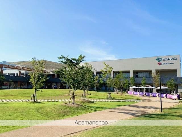 ショッピングセンター　ブランチ大津京（ショッピングセンター）まで1110m