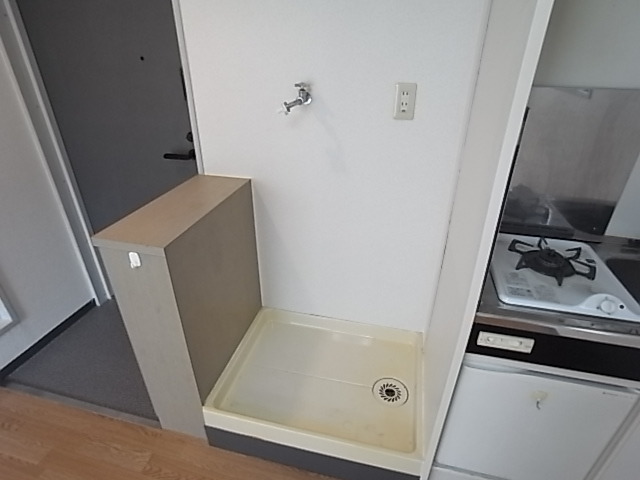 その他　嬉しい室内洗濯機置き場付きです。