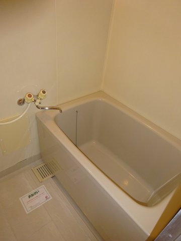 バス・シャワールーム　日々の暮らしに欠かせないお風呂です