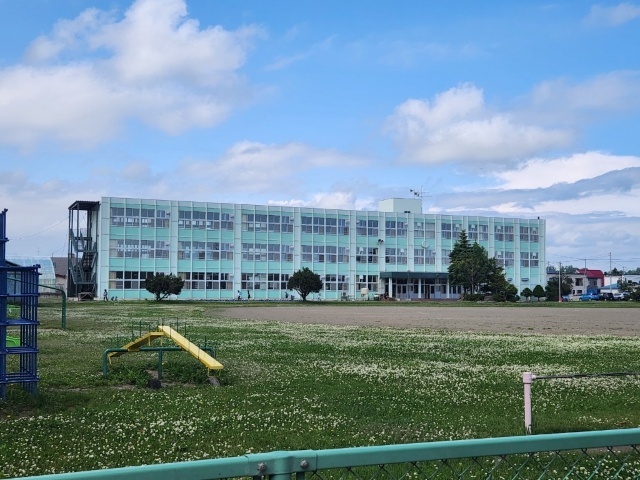 小学校　音更町立柳町小学校（小学校）まで868m