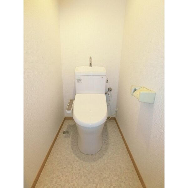 トイレ　シンプルで使いやすいトイレです