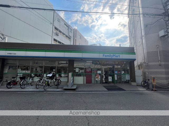 コンビニ　ファミリーマート天神橋四丁目店（コンビニ）まで390m