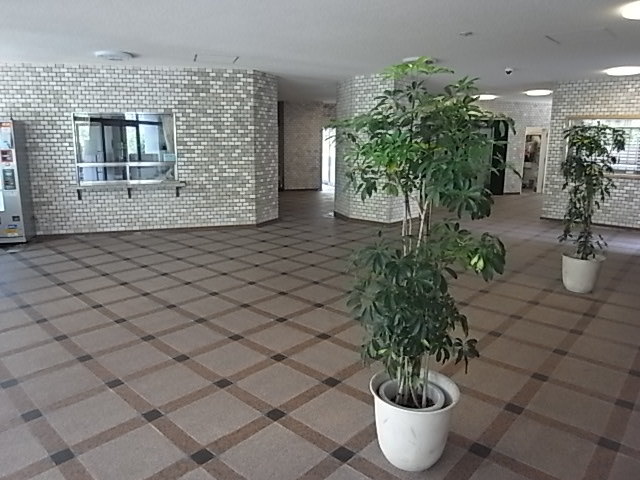 マンション住吉川の外観写真