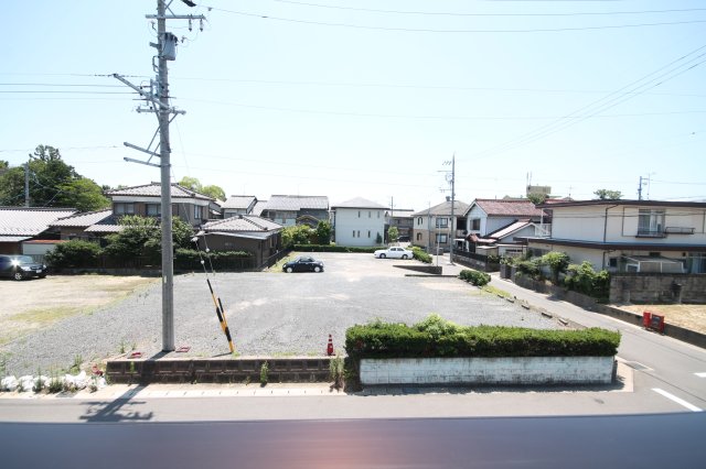 眺望　同じ建物の別のお部屋の写真です。現況優先。