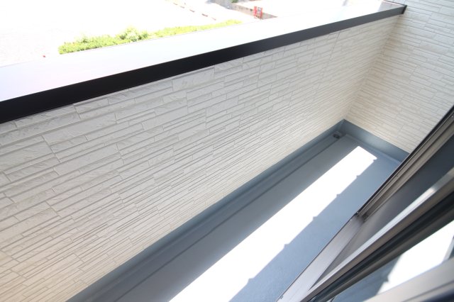 バルコニー　同じ建物の別のお部屋の写真です。現況優先。