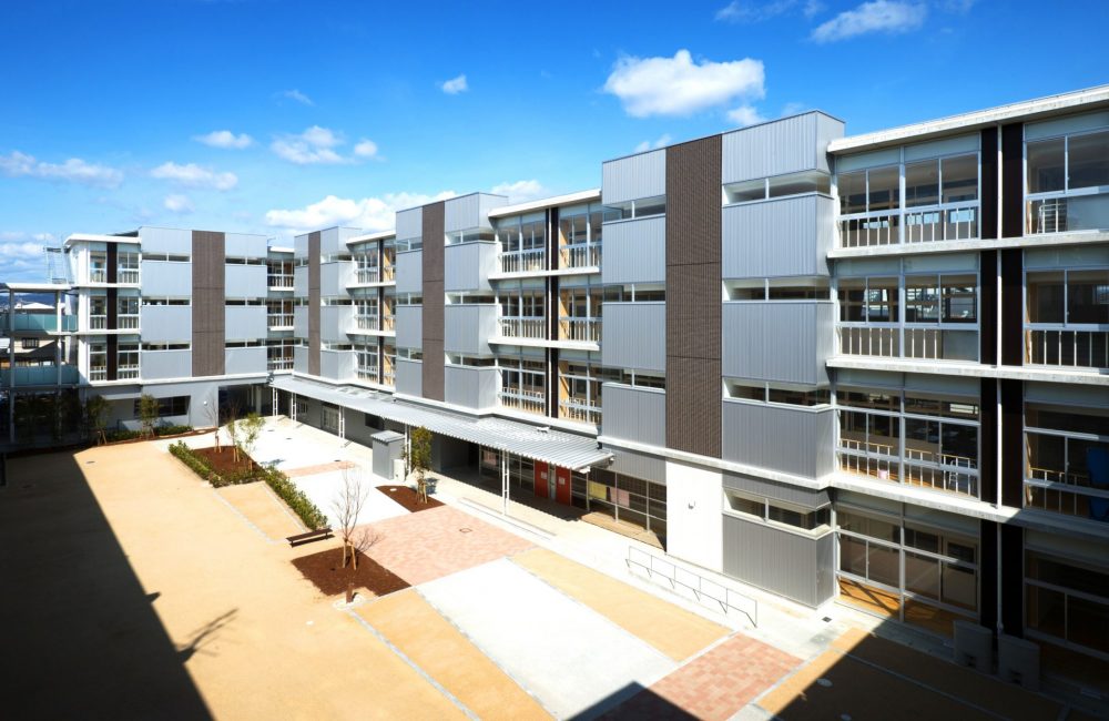 小学校　西小学校（小学校）まで991m