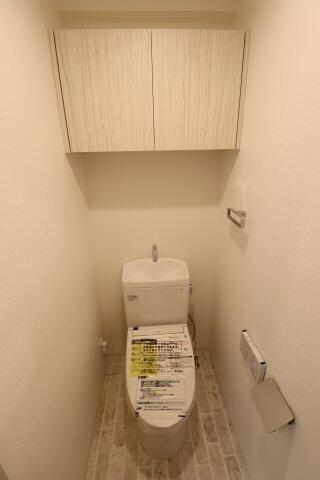 トイレ　別タイプ参考写真