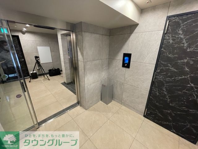 ロビー　★お問い合わせはタウンハウジングまで★