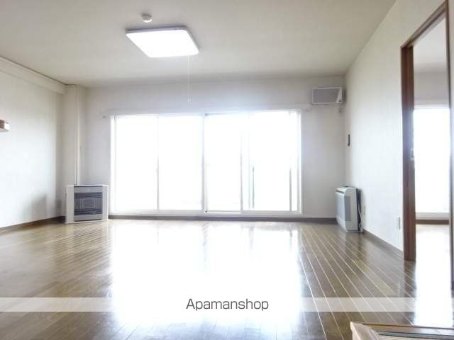 Prestateの居間写真