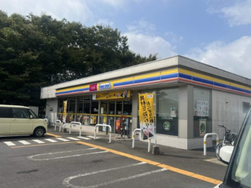 コンビニ　ミニストップ　笠間美原店（コンビニ）まで1021m