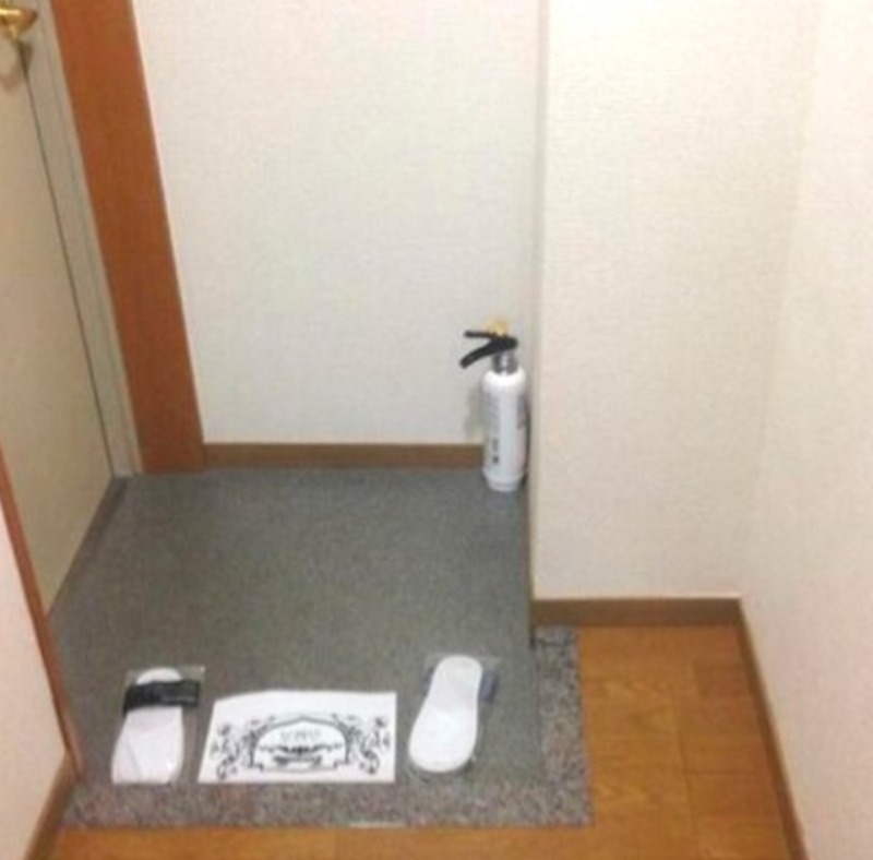 エクセリア旗の台の玄関写真