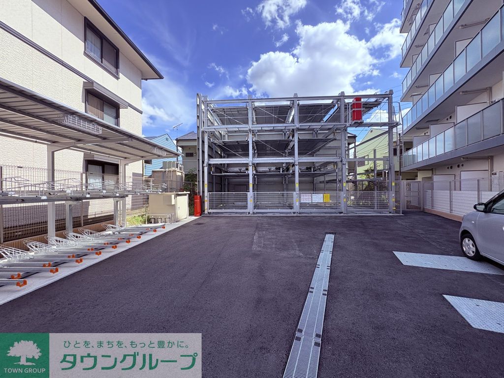 駐車場　駐車場