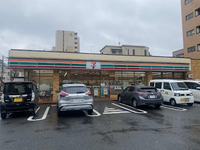 コンビニ　セブンイレブン 台東石浜店（コンビニ）まで96m