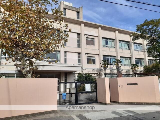 小学校　市立木ノ本小学校様（小学校）まで300m