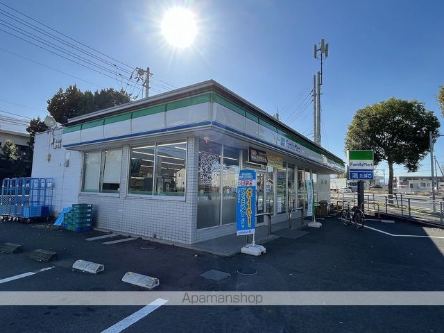 コンビニ　ファミリーマート四国中央大柏店（コンビニ）まで757m