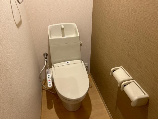 トイレ　シャワー付トイレ