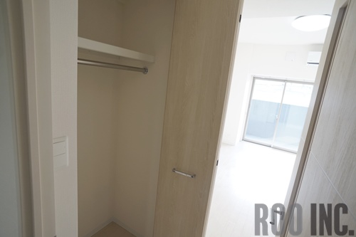 収納　写真は反転のお部屋です