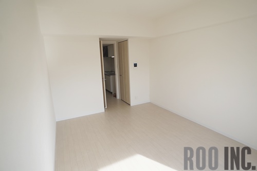 居室・リビング　写真は反転のお部屋です