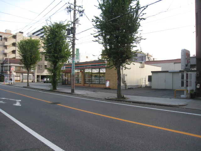 コンビニ　セブンイレブン 名古屋新道2丁目店（コンビニ）まで270m