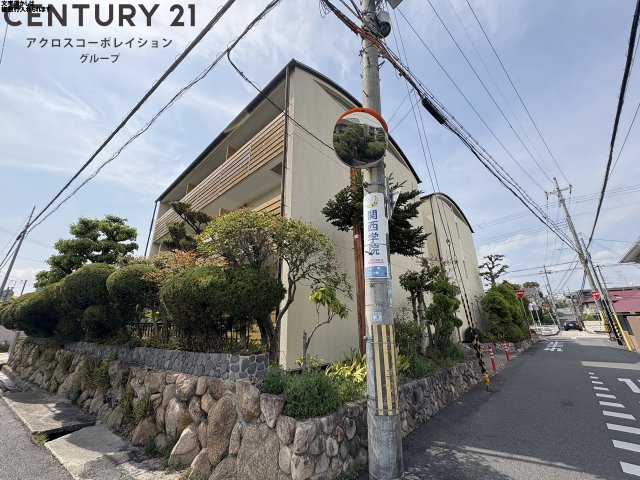 建物外観　安心のオートロック付き♪