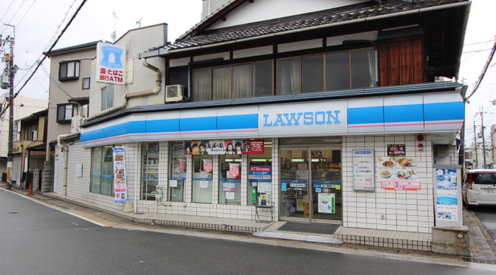 コンビニ　ローソン（コンビニ）まで140m
