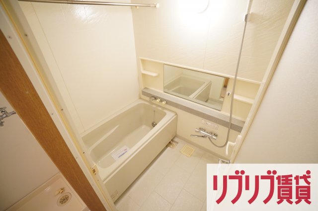 ＪＲ総武線 西千葉駅 徒歩11分 14階建 築28年の風呂写真