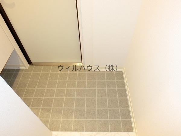 玄関　シューズボックスあり！