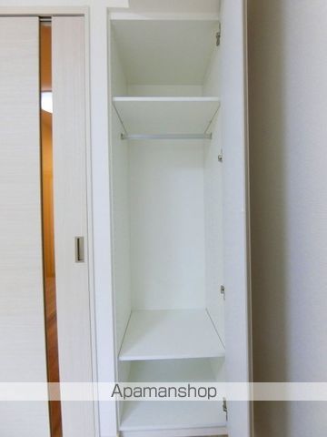ブルーライン 吉野町駅 徒歩3分 10階建 新築の内装写真