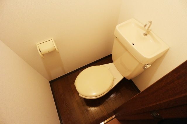 トイレ　別部屋参考写真