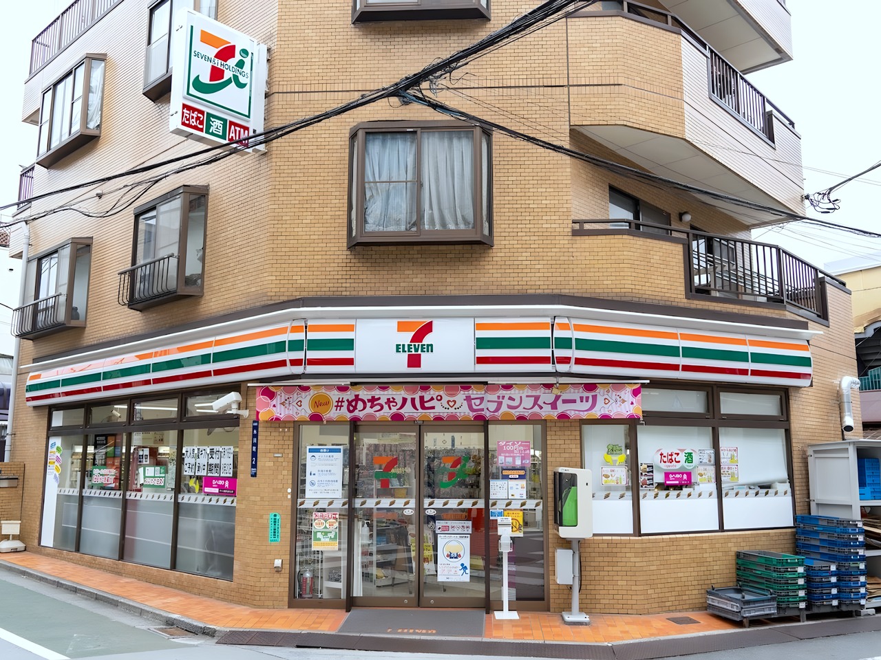 コンビニ　写真（コンビニ）まで100m