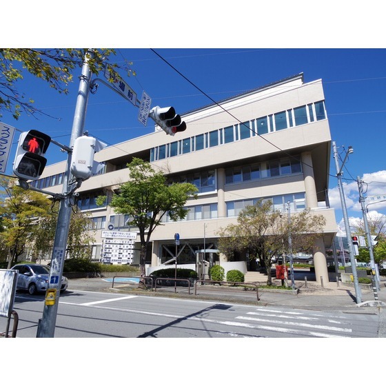 役所　下諏訪町役場（役所）まで2488m