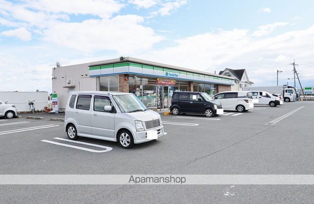 コンビニ　ファミリーマート板野町川端店（コンビニ）まで2604m