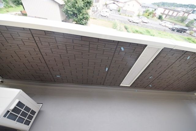 バルコニー　※同施工会社イメージ