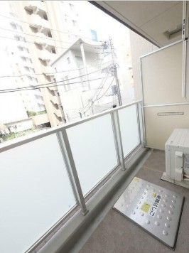 バルコニー　バルコニー