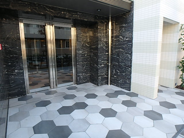 スクエアシティ西台AZの外観写真