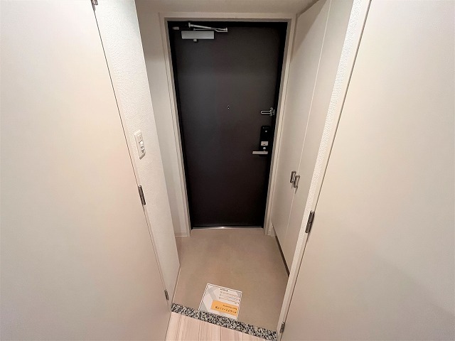 エスリード京橋グレイスの玄関写真