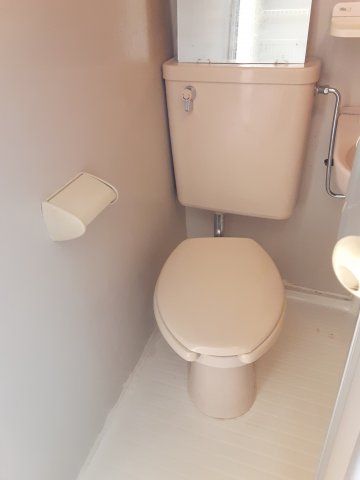 アップルハウス三ツ沢南町のトイレ写真
