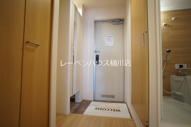 玄関　レーベンハウス桶川店へ　048-787-5511