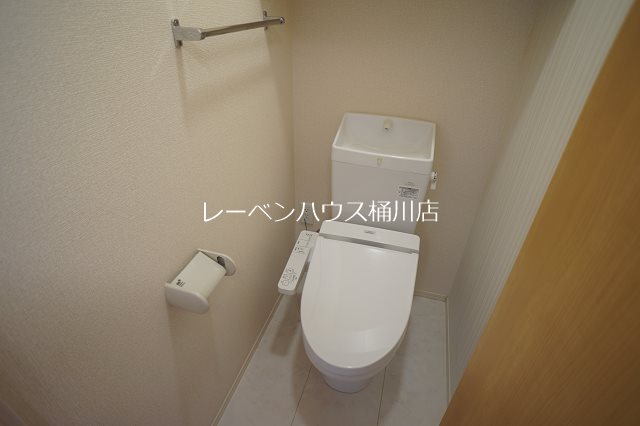 トイレ　レーベンハウス桶川店へ　048-787-5511