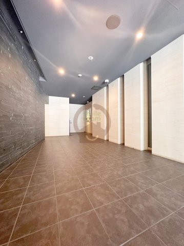 地下鉄堺筋線 北浜駅 徒歩3分 15階建 築13年の外観写真