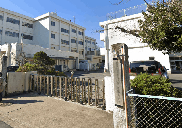 小学校　我孫子市立我孫子第三小学校（小学校）まで775m
