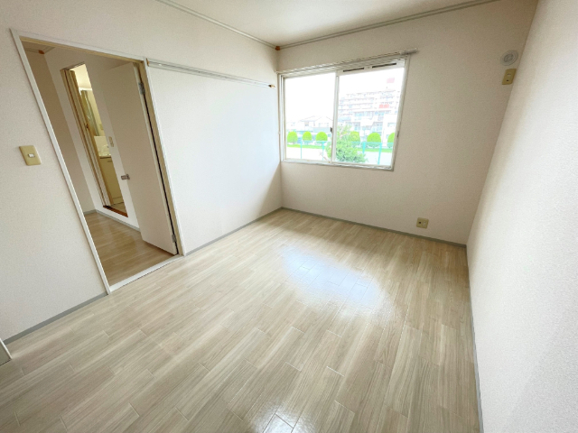 その他部屋・スペース　北側の洋室です