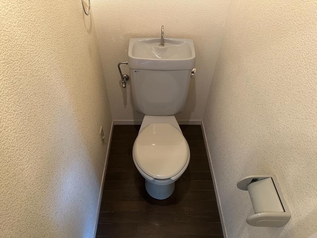 マトリックスのトイレ写真