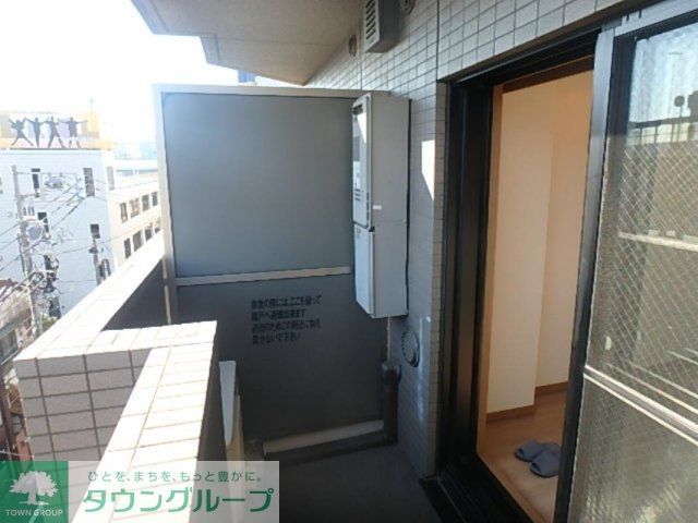 バルコニー　バルコニー