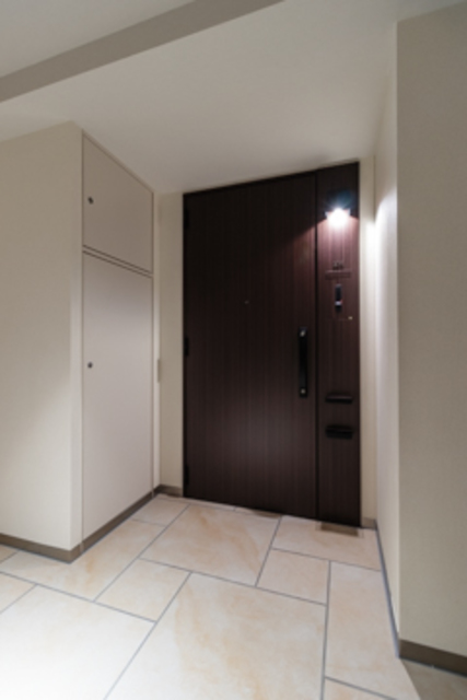 玄関　※写真は同タイプ住戸です。