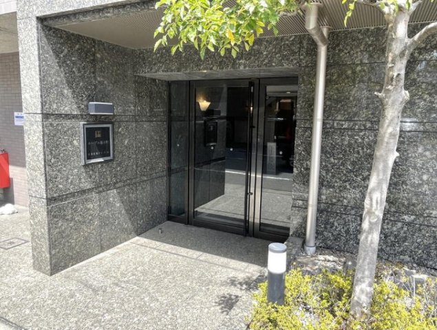 東京メトロ半蔵門線 錦糸町駅 徒歩10分 8階建 築18年の外観写真